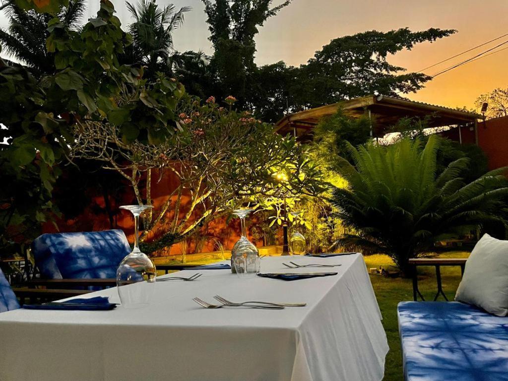 Le Kentia Hotel Lome Bagian luar foto