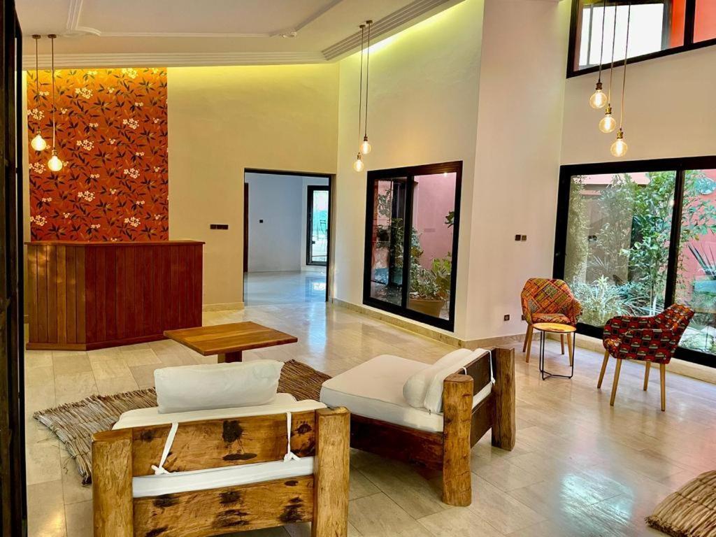 Le Kentia Hotel Lome Bagian luar foto