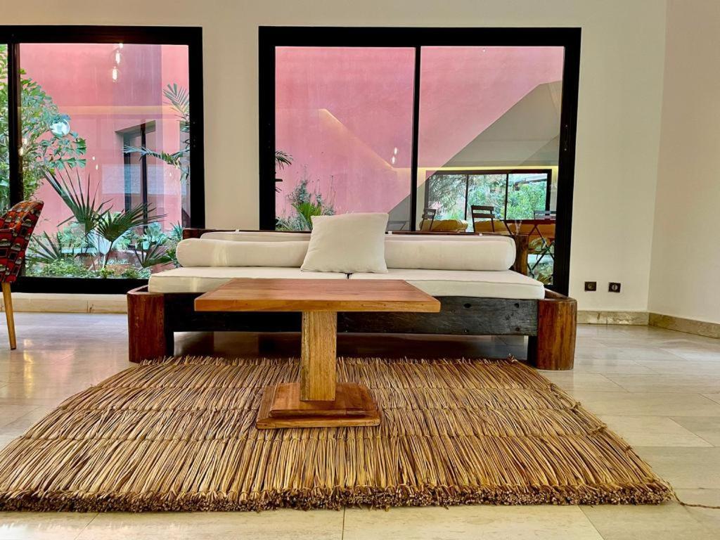 Le Kentia Hotel Lome Bagian luar foto