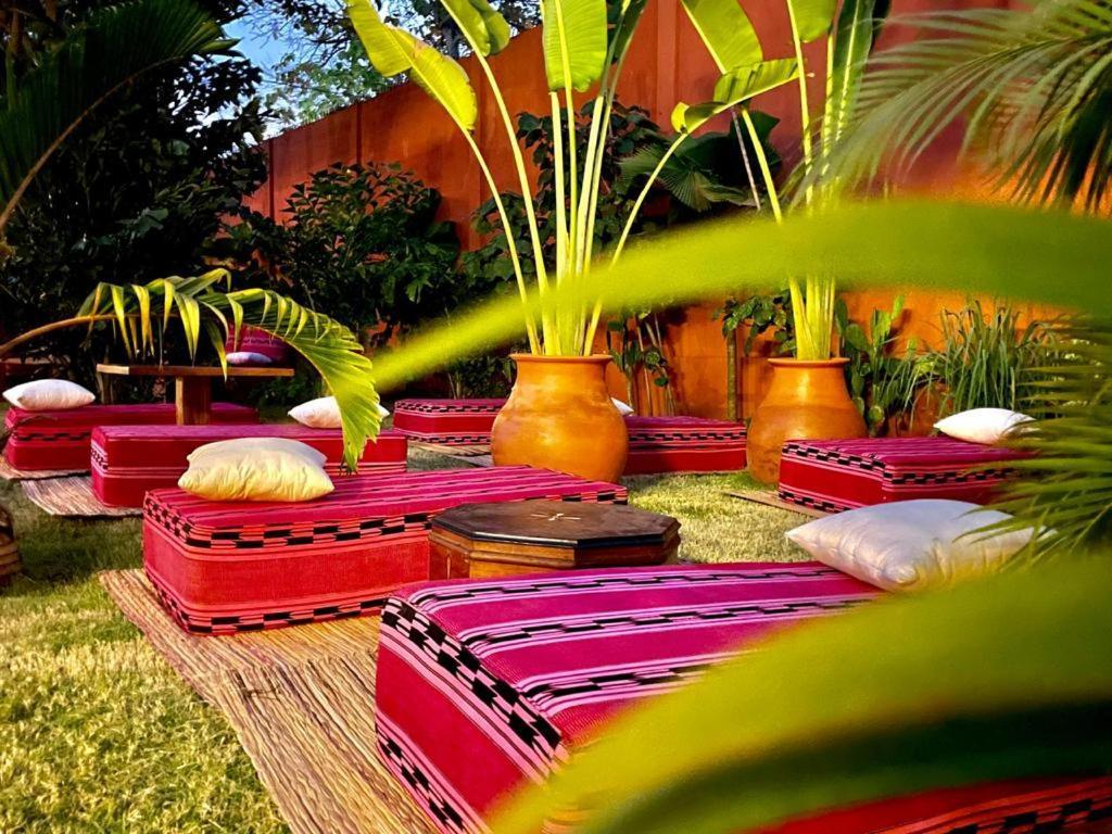 Le Kentia Hotel Lome Bagian luar foto
