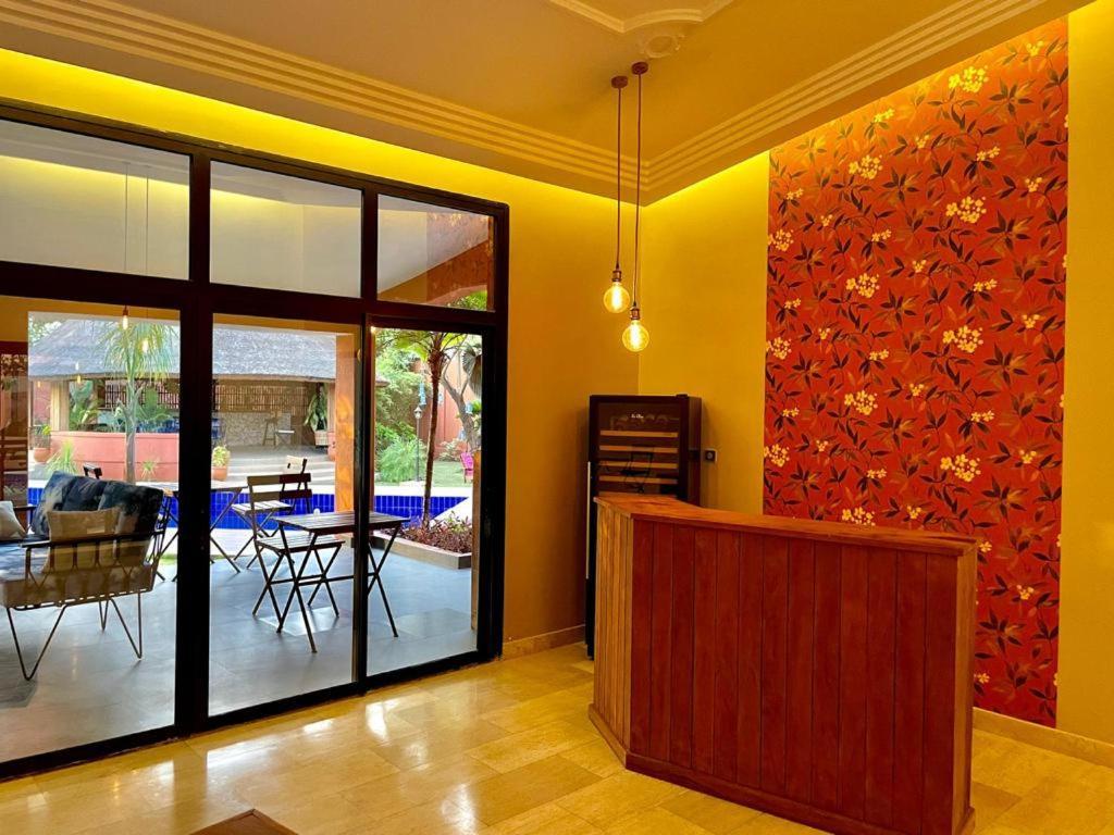 Le Kentia Hotel Lome Bagian luar foto